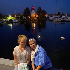 Meet your Posher, Ewa